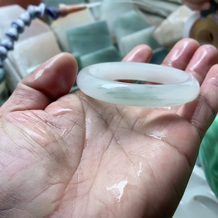石英质玉手镯未镶嵌ᴘ****.加工定制