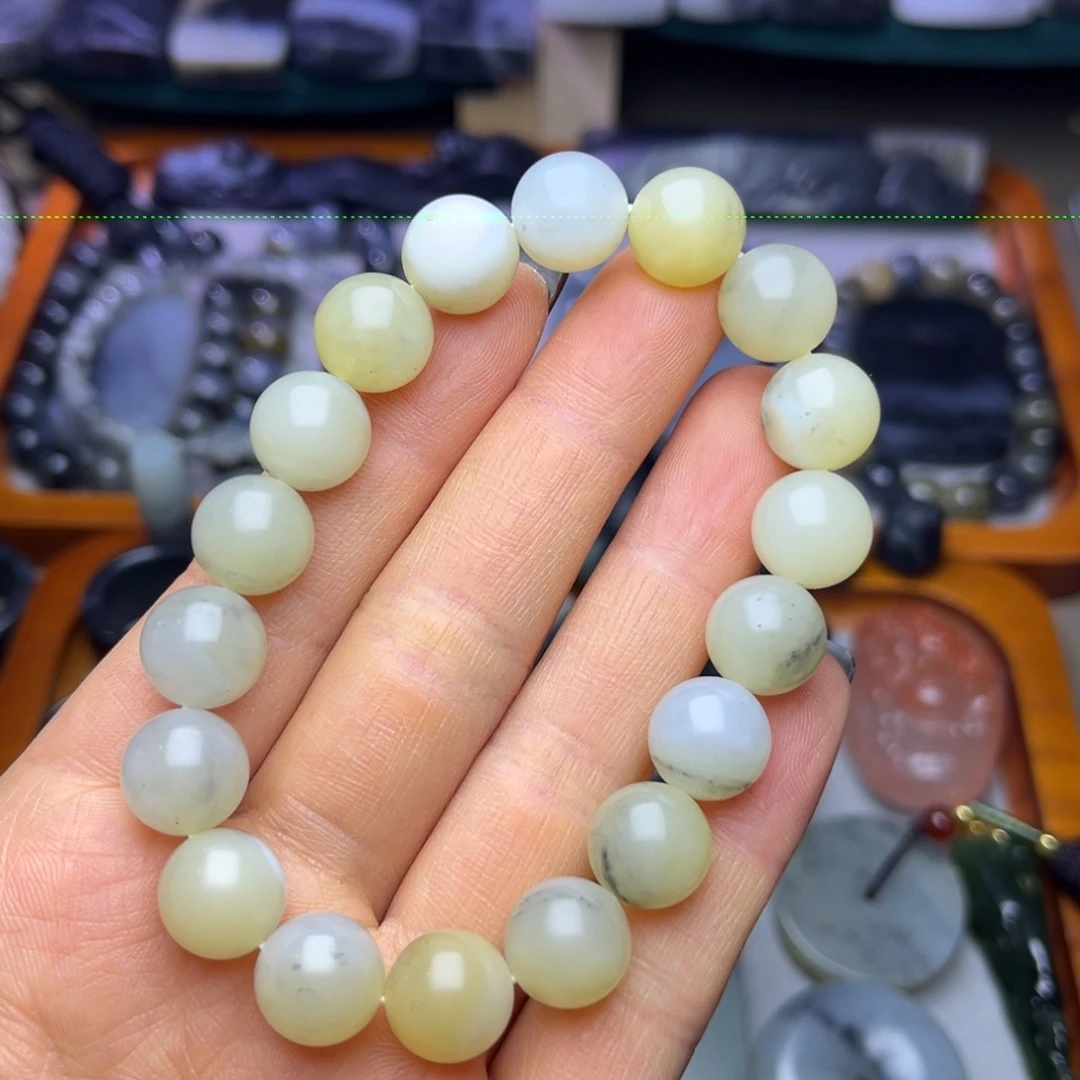 和田玉未镶嵌手串