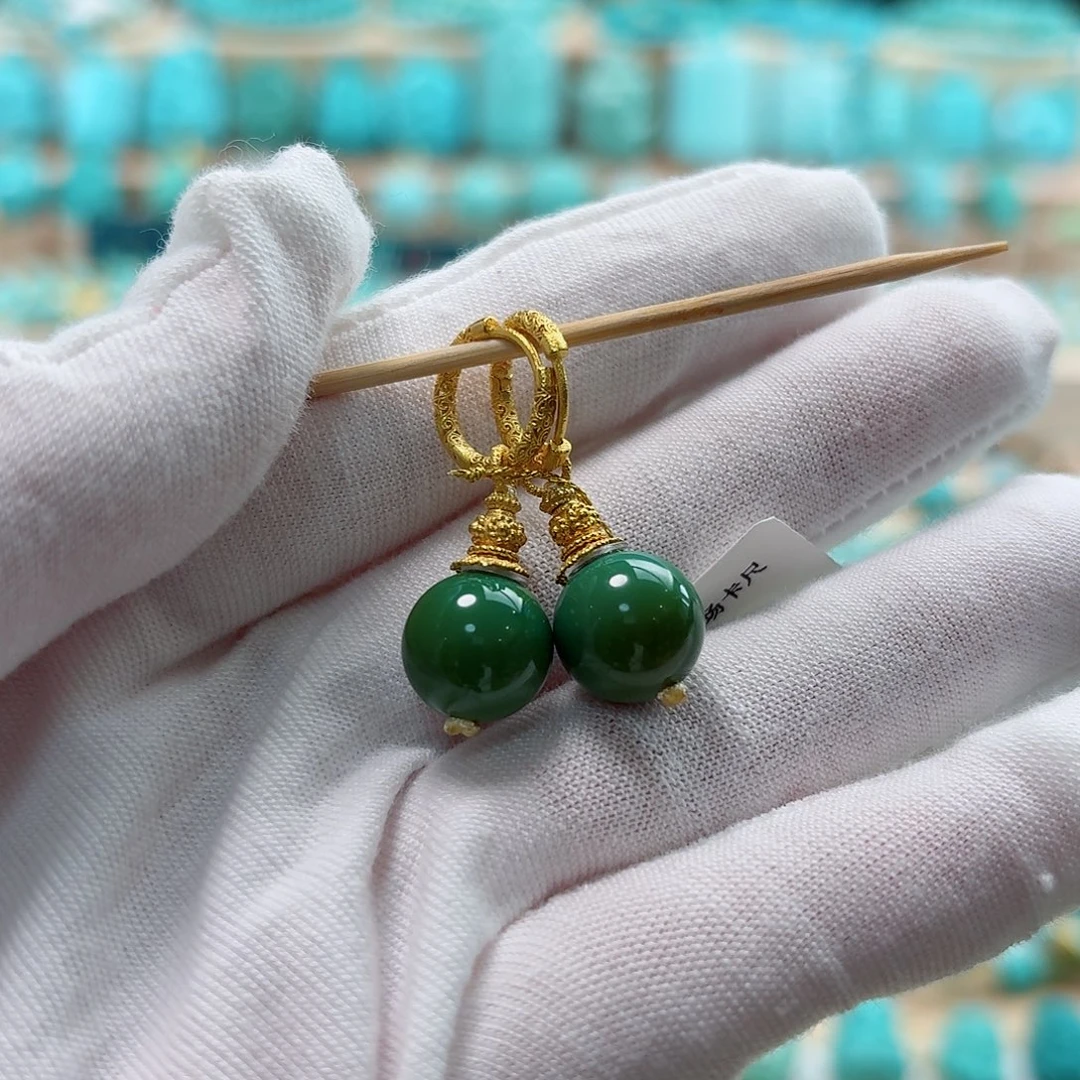 绿松石18K金镶嵌珠宝奇石