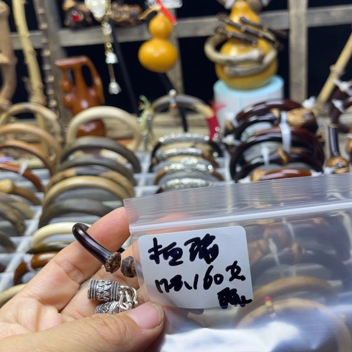 栖***瑜鸡翅木福利来啦啊