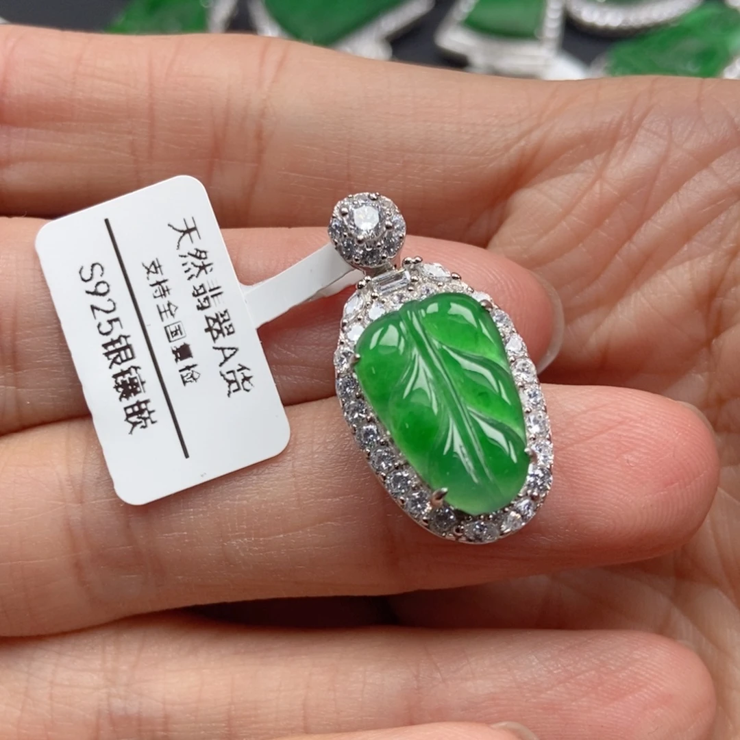 翡翠银S925镶嵌颈饰