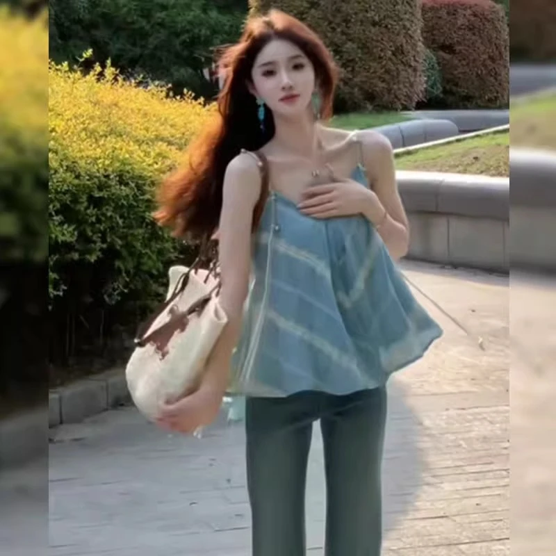 海边度假风蓝色条纹吊带背心女夏季设计感不规则气质镂空无袖上衣