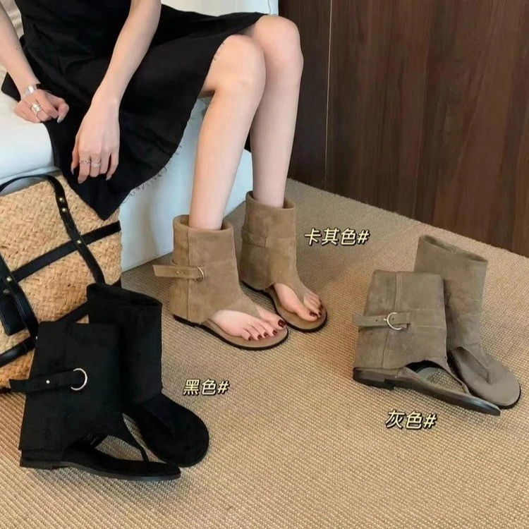 【换季清仓】法式软皮人字夹趾凉鞋女2025夏季新款软平底凉靴宽短靴