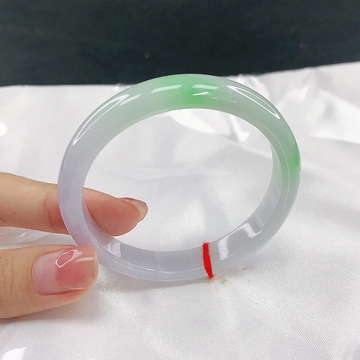 翡翠未镶嵌手镯圈50.8，05035