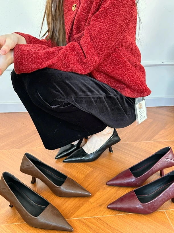 安安家 6518-11 新款单鞋软皮浅口通勤风尖头细跟中跟女气质高跟