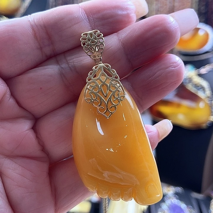 琥珀银S925镶嵌颈饰吊坠