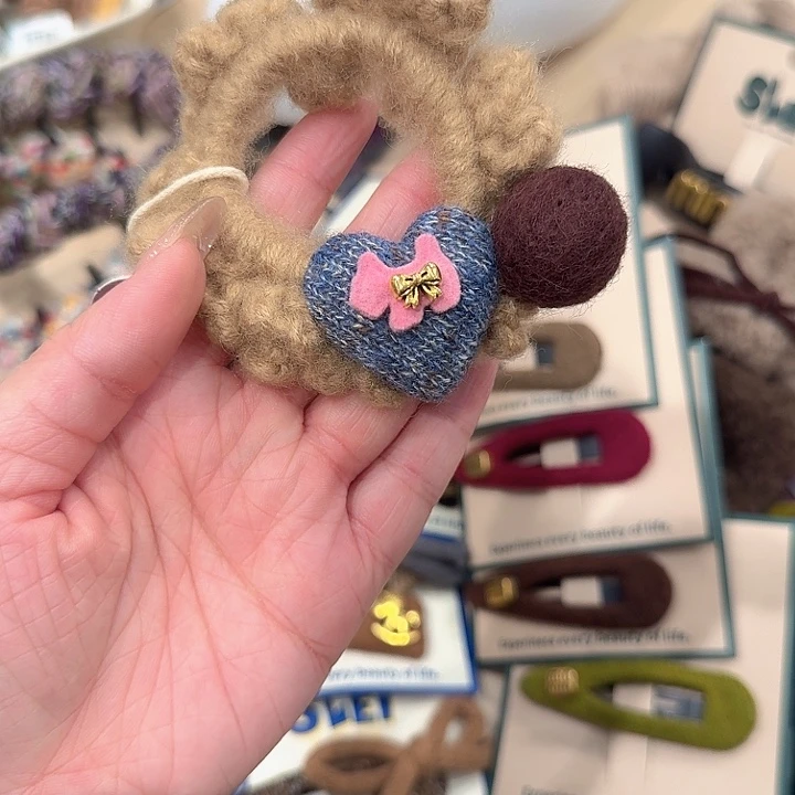 布艺非金属蓝爱心粉狗毛线发绳