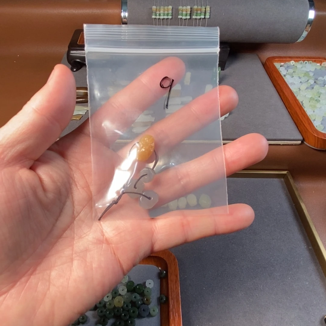 ****️和田玉未镶嵌挂件