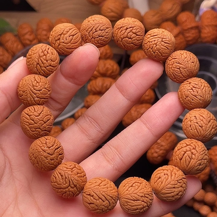 手串桃核龙鳞凤尾1.6