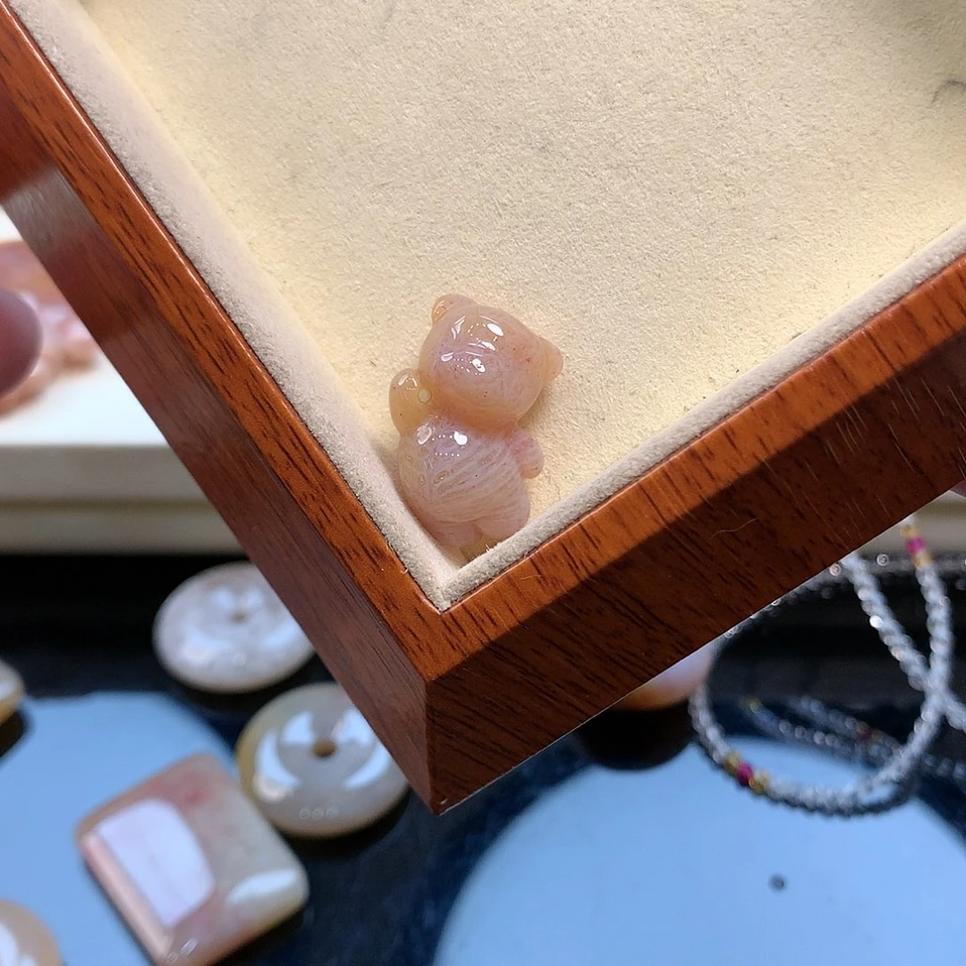 颈饰未镶嵌硅化珊瑚（珊瑚玉）30