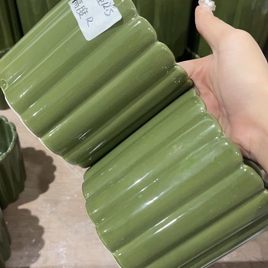 多肉绿植陶瓷花盆9.9包邮，有孔