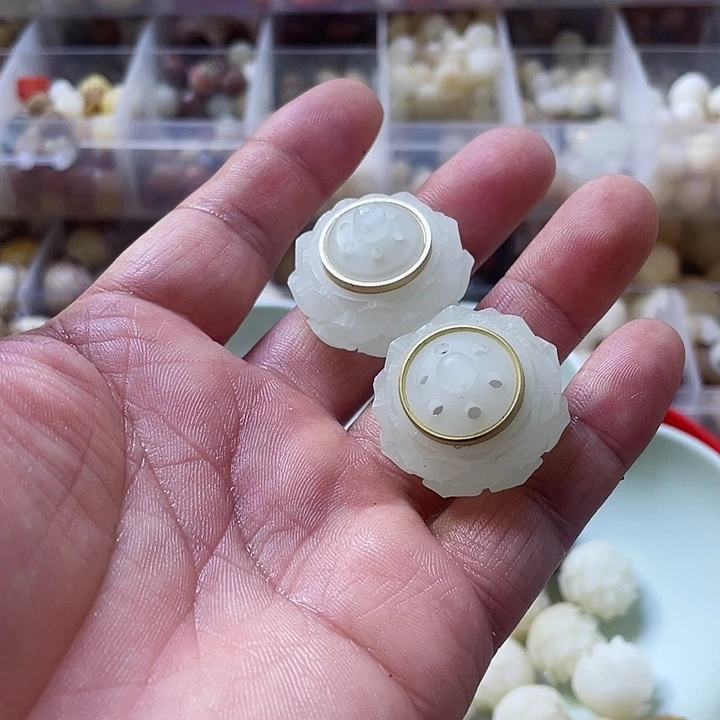 白玉菩提吊坠精品夜明香炉二个