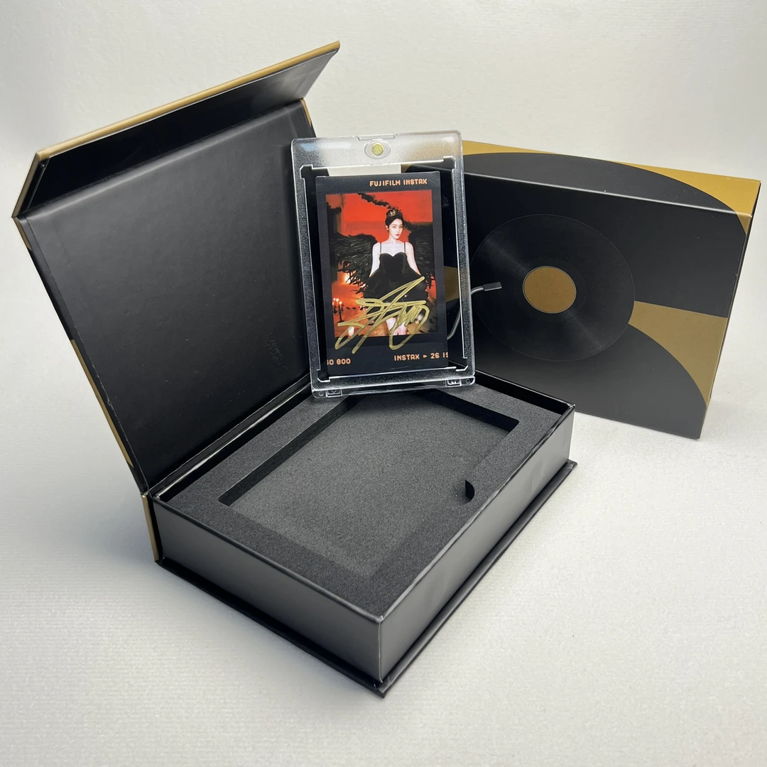 N1195迪丽热巴 签名正品拍立得照片 黑胶