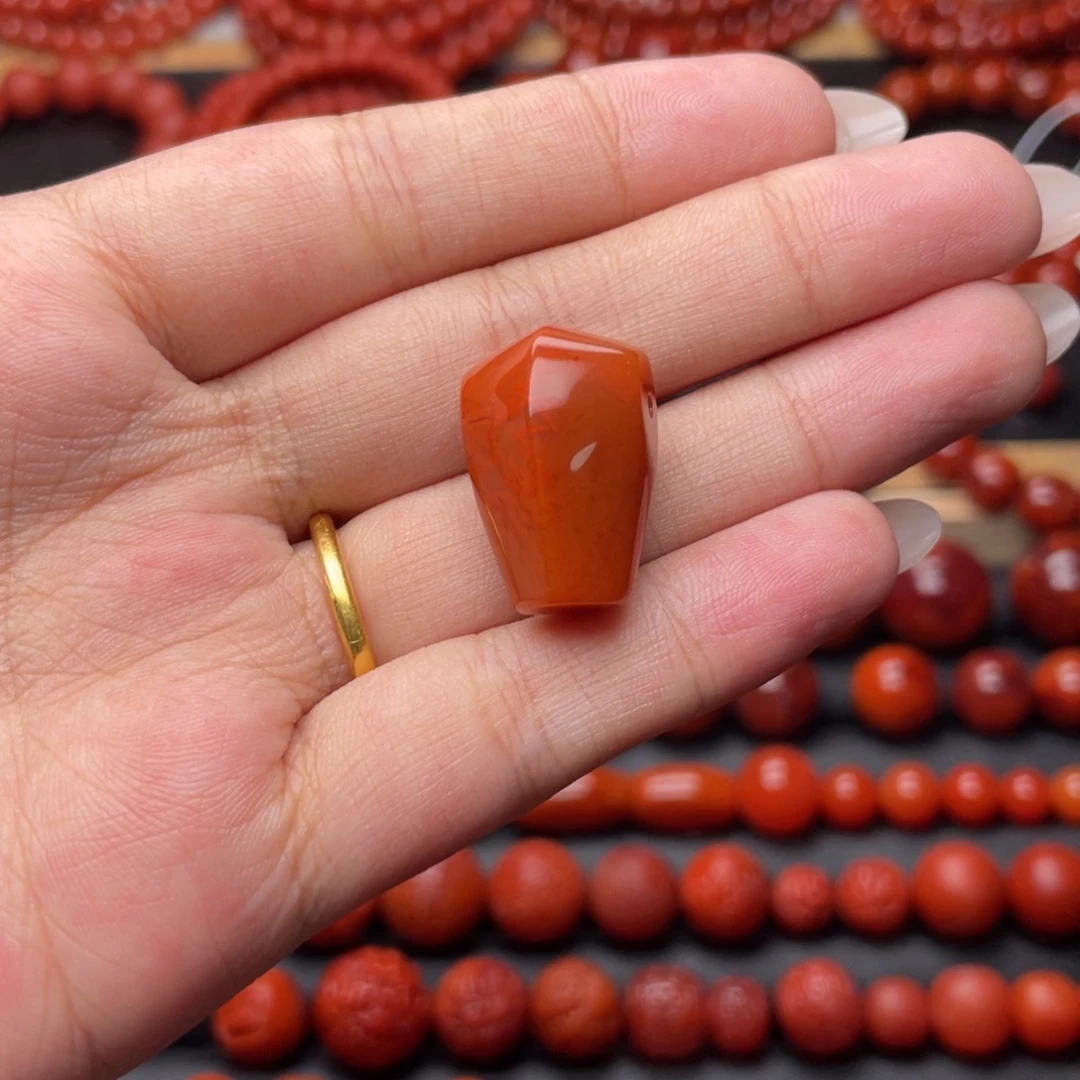 南红玛瑙未镶嵌手串Y15*14.6mm虎皮火焰鲨鱼背三通