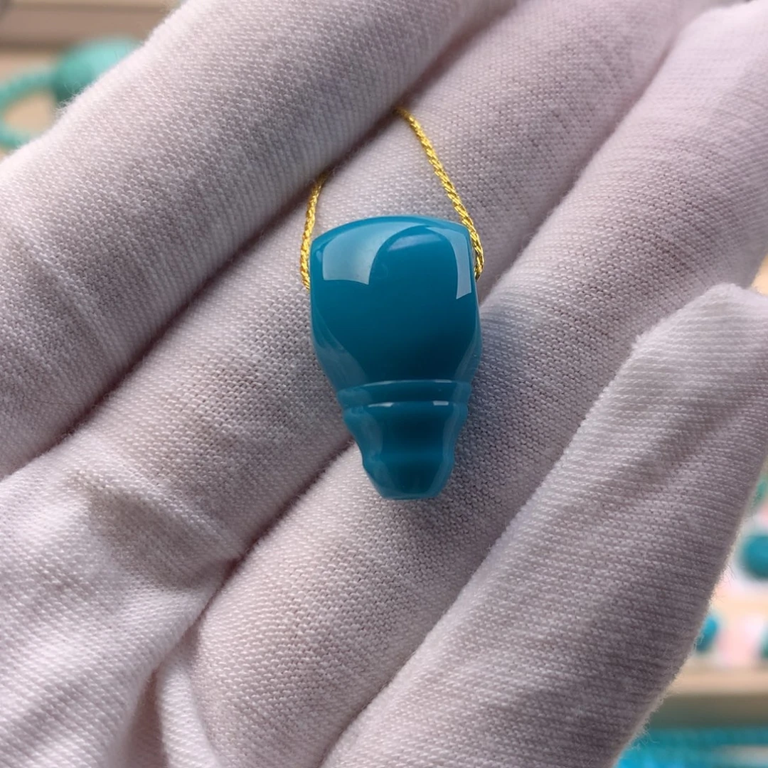 绿松石未镶嵌珠宝奇石12.2