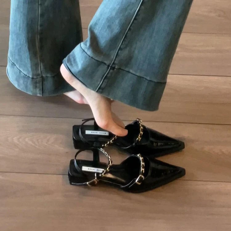 2025夏季新款法式绝美包头凉鞋女低跟气质仙女风尖头搭裙子的单鞋