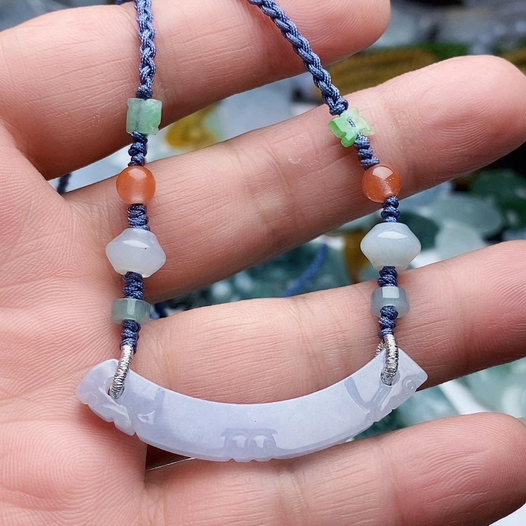 翡翠颈饰未镶嵌玉衡