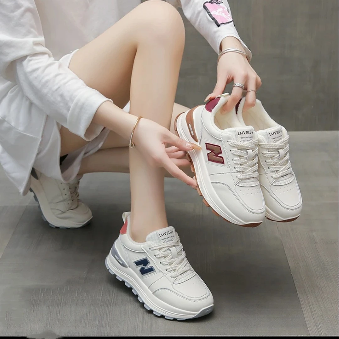 阿甘鞋女2025年春秋季新款厚底显脚小华夫圆头运动ins休闲德训鞋