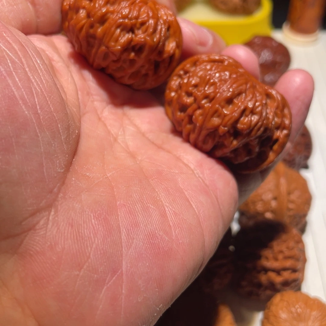 文玩核桃吊坠磨盘