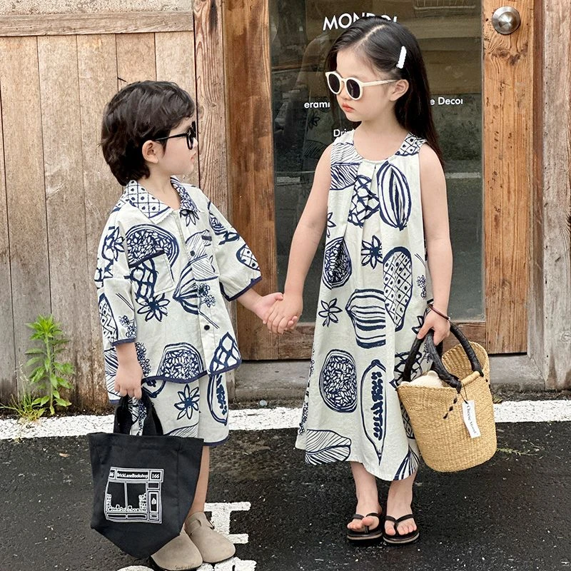 兄妹姐弟套装云南旅游度假衣服男童短袖短裤女孩复古印花背心裙夏