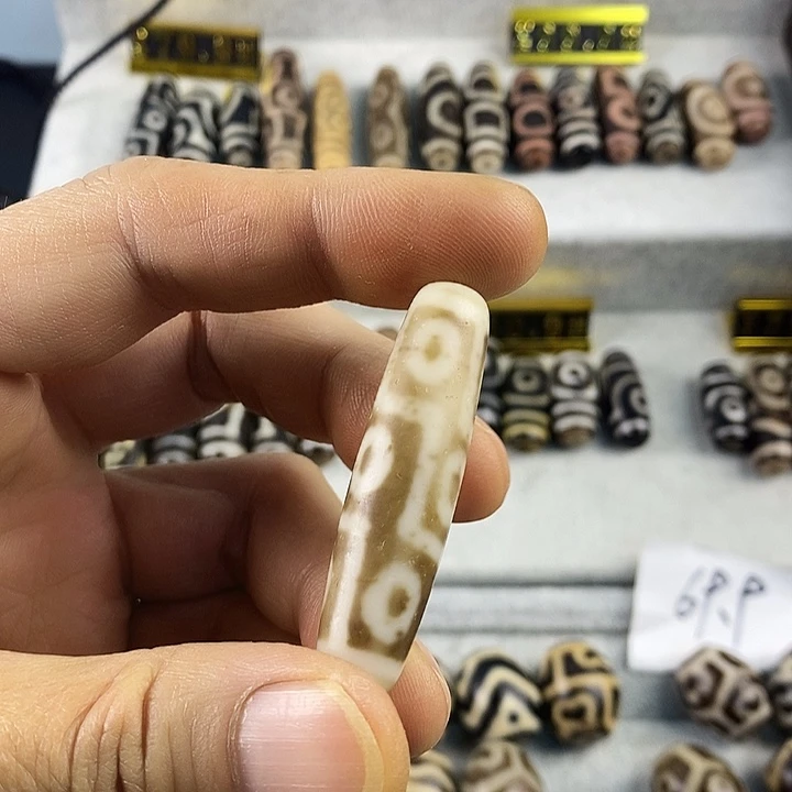 玛瑙/玉髓合金颈饰