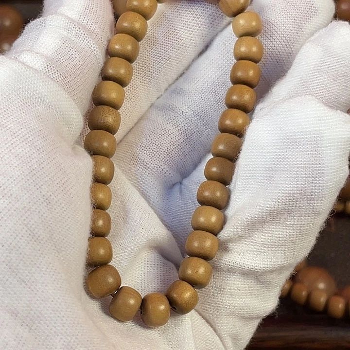 檀香木老山檀6×7手串