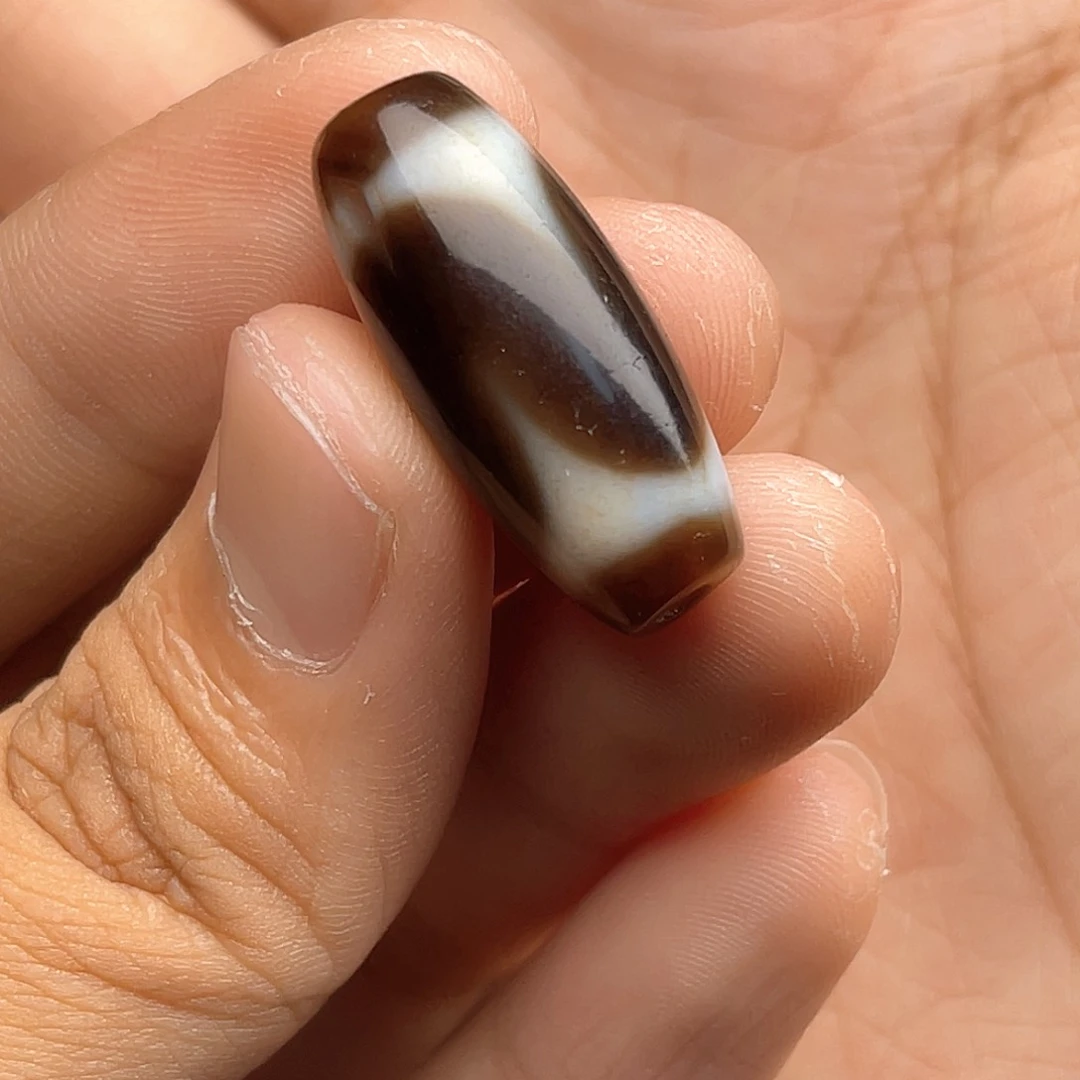 玛瑙/玉髓颈饰未镶嵌?****