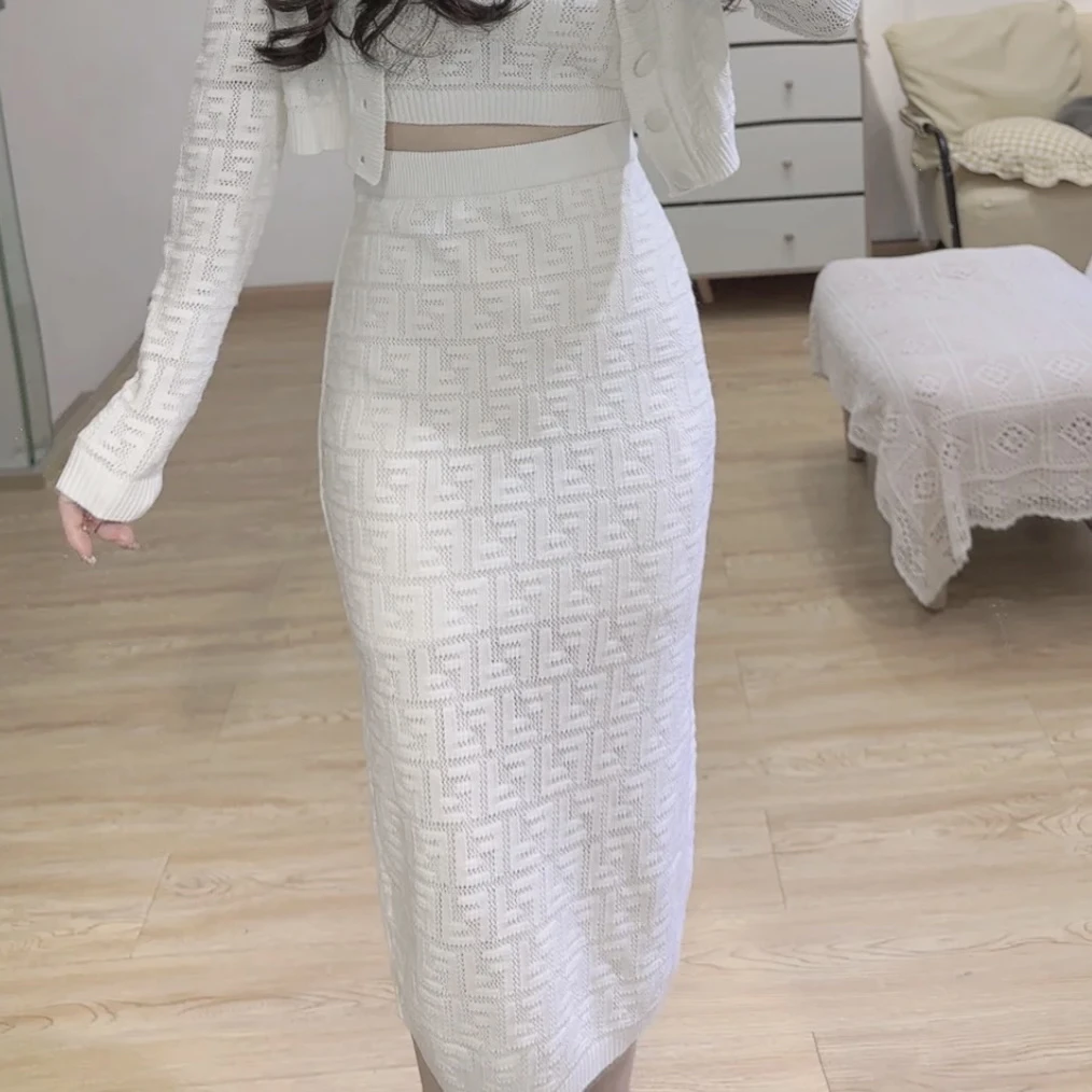 99新 FENDI/芬迪 pd55 f满印裙 粘胶纤维 42码