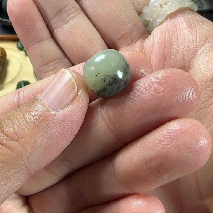 和田玉未镶嵌颈饰福利