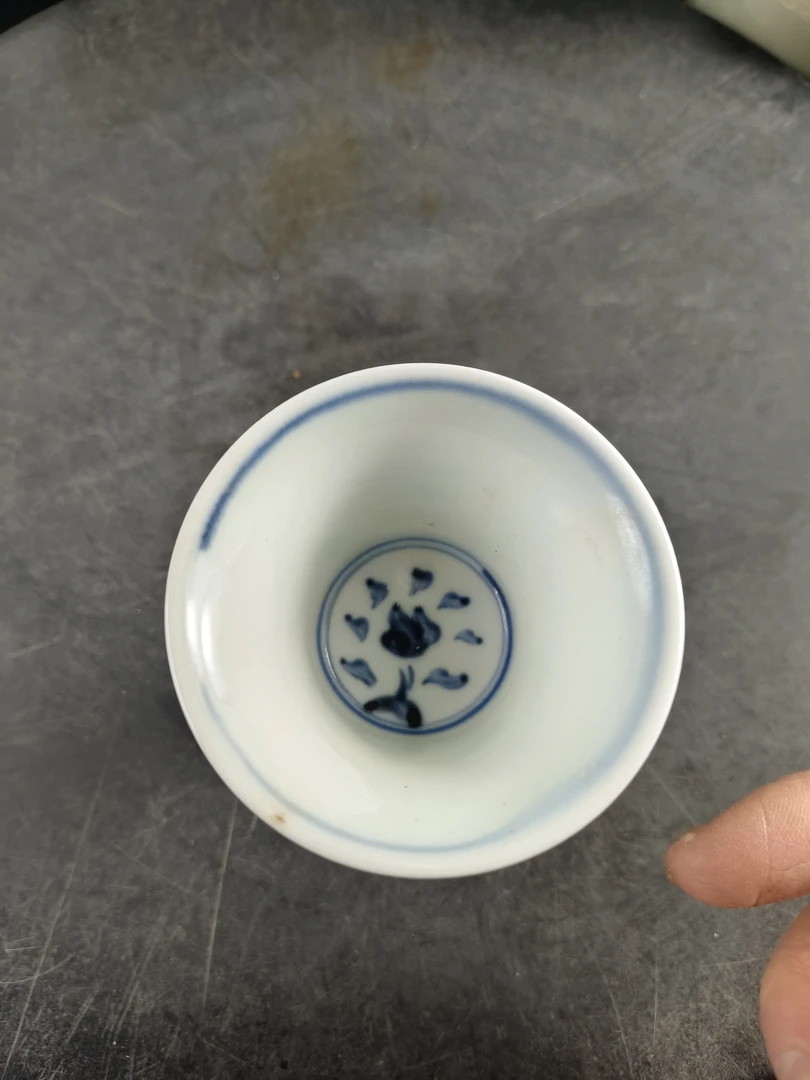 景德镇明青花高足杯