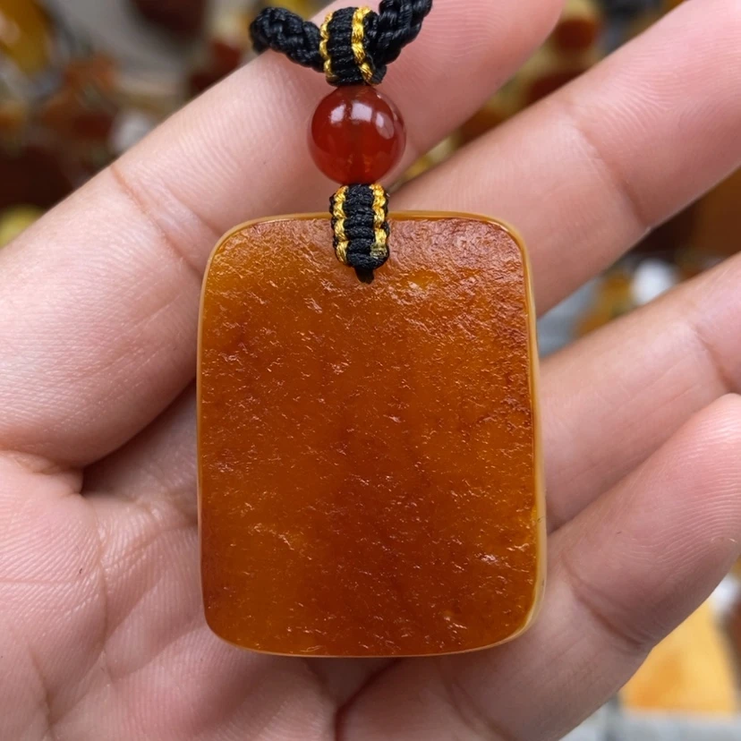 【闪购商品】琥珀颈饰未镶嵌