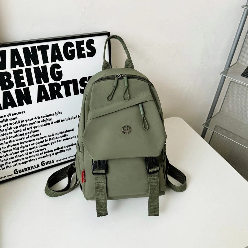 胸包女轻便新款女包多功能百搭休闲斜挎包两用双肩包简约胸前背包