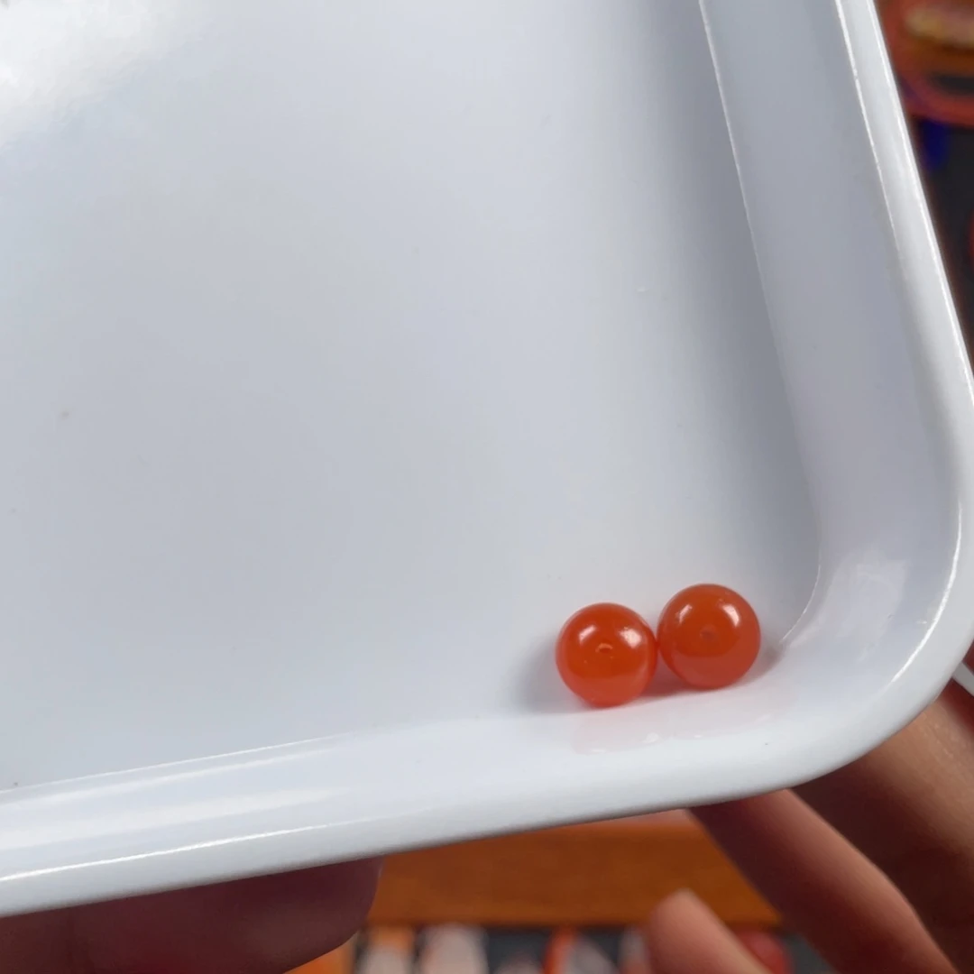 南红玛瑙隔片一对未镶嵌尘*?