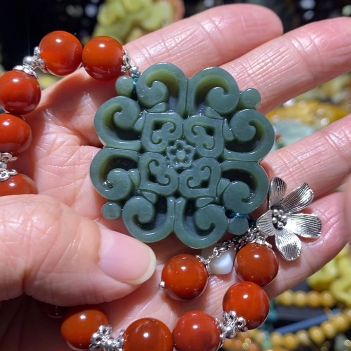 岫玉岫玉吊坠未镶嵌