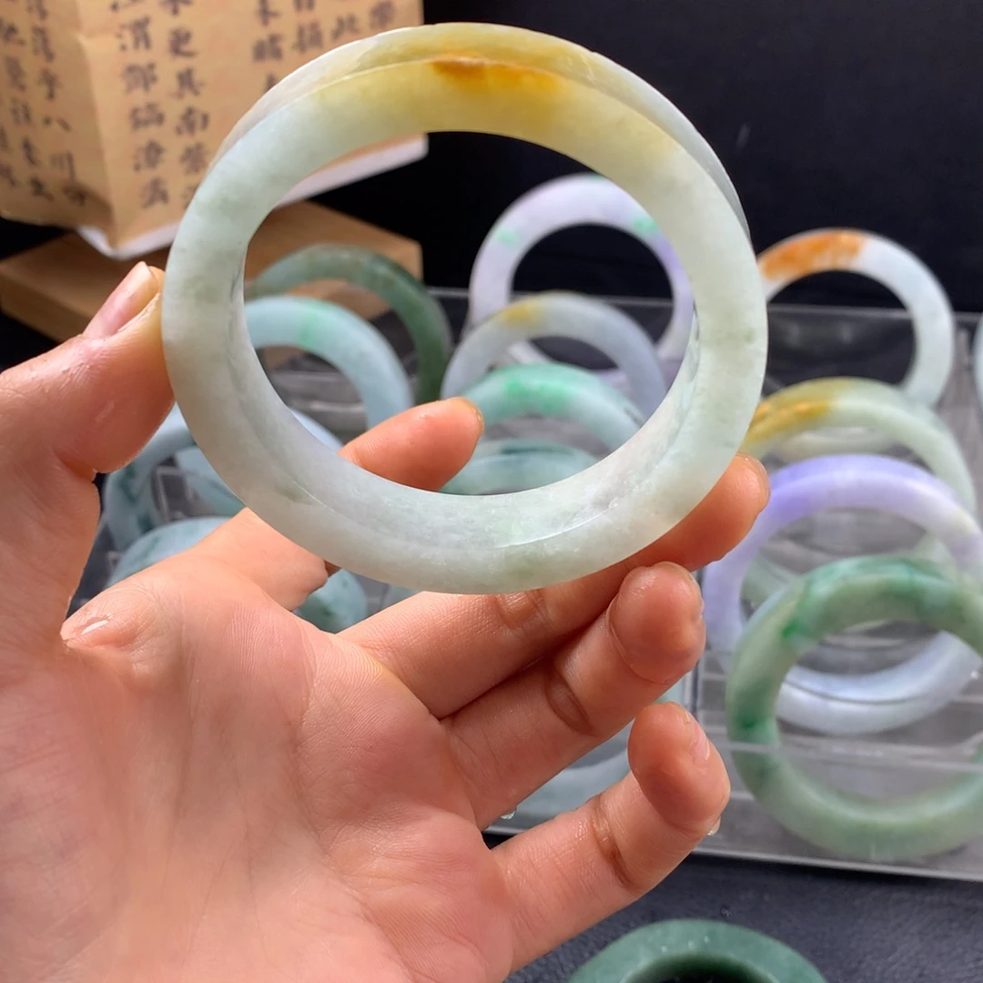 定制翡翠正未镶嵌