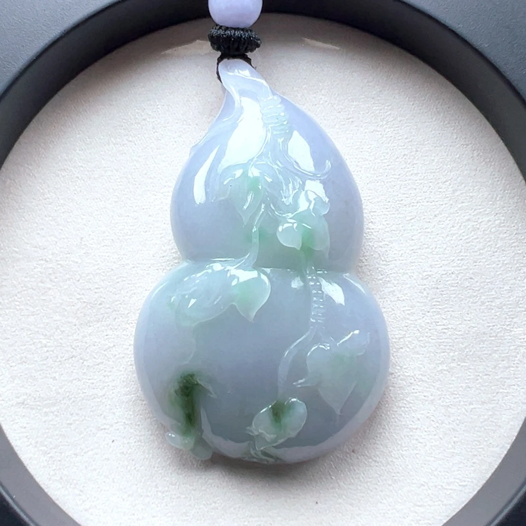 翡翠未镶嵌颈饰福禄