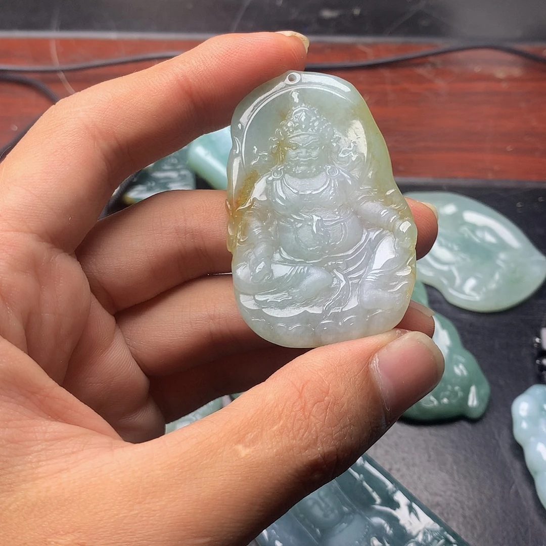 翡翠未镶嵌颈饰缅甸天然翡翠a货