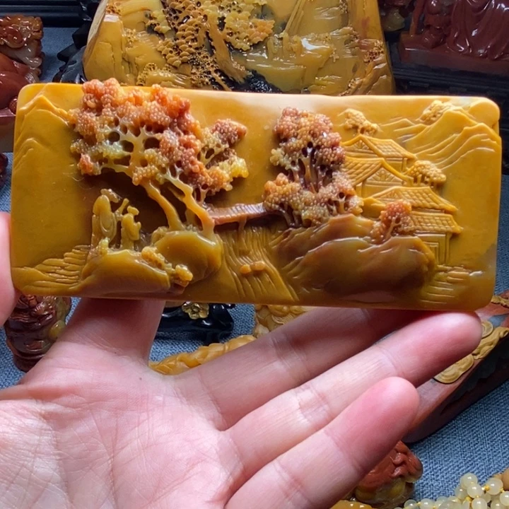 石英质玉（黄龙玉）合金颈饰