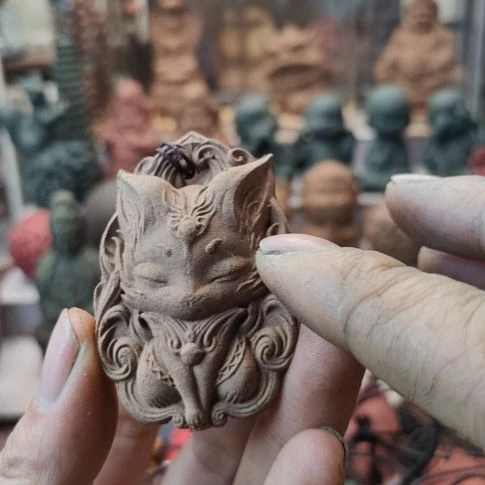 泥塑白龙涎香方九尾狐香牌福利款福利价微瑕