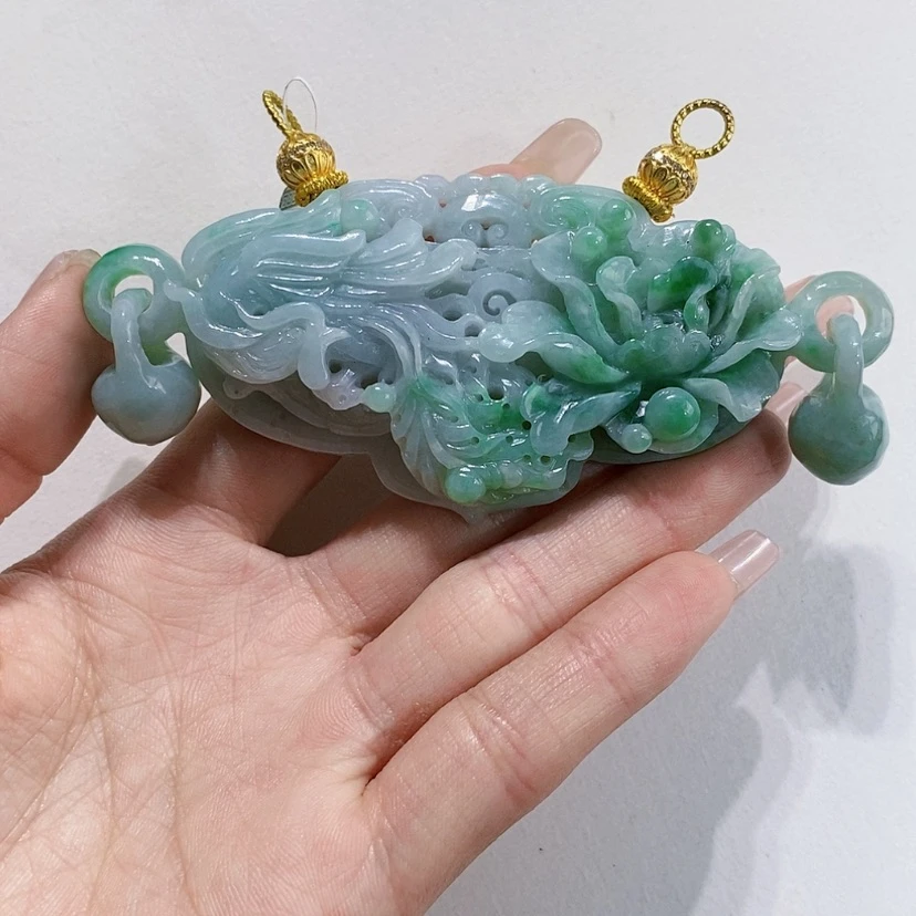 【闪购商品】翡翠未镶嵌颈饰