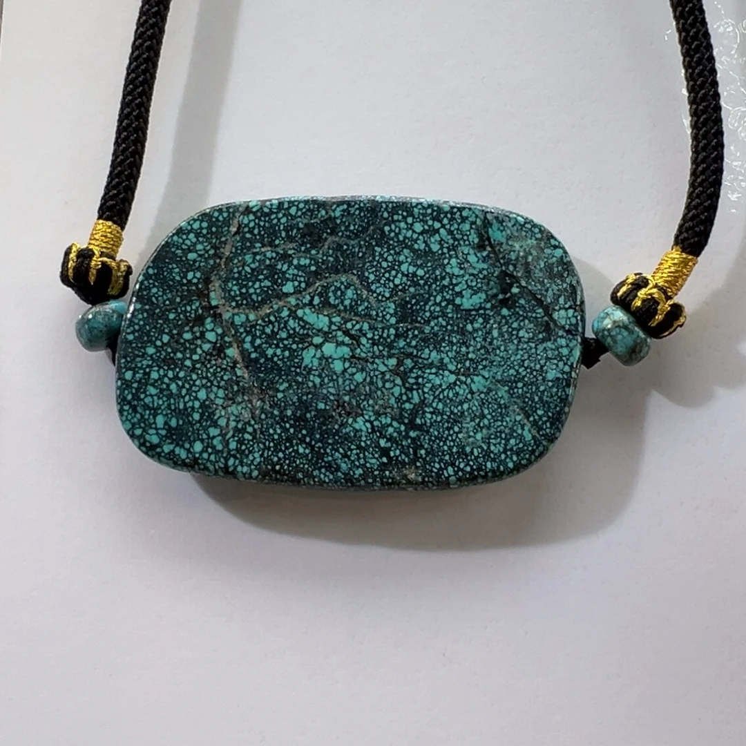 绿松石未镶嵌挂件