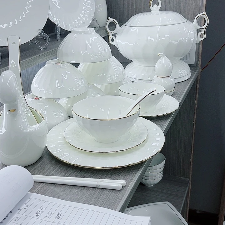 景德镇陶瓷学院教授