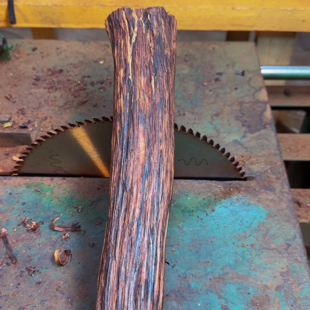 海***海藤类降真香定制原木直发不退换