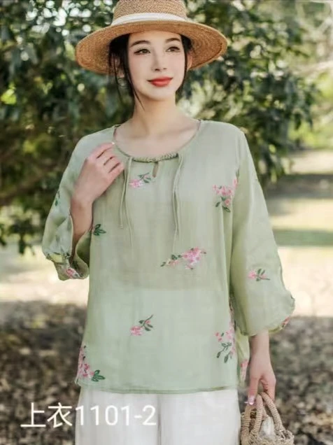 纯苎麻宽松夏季薄款新中式绣花圆领盘扣灯笼袖夏季透气百搭上衣