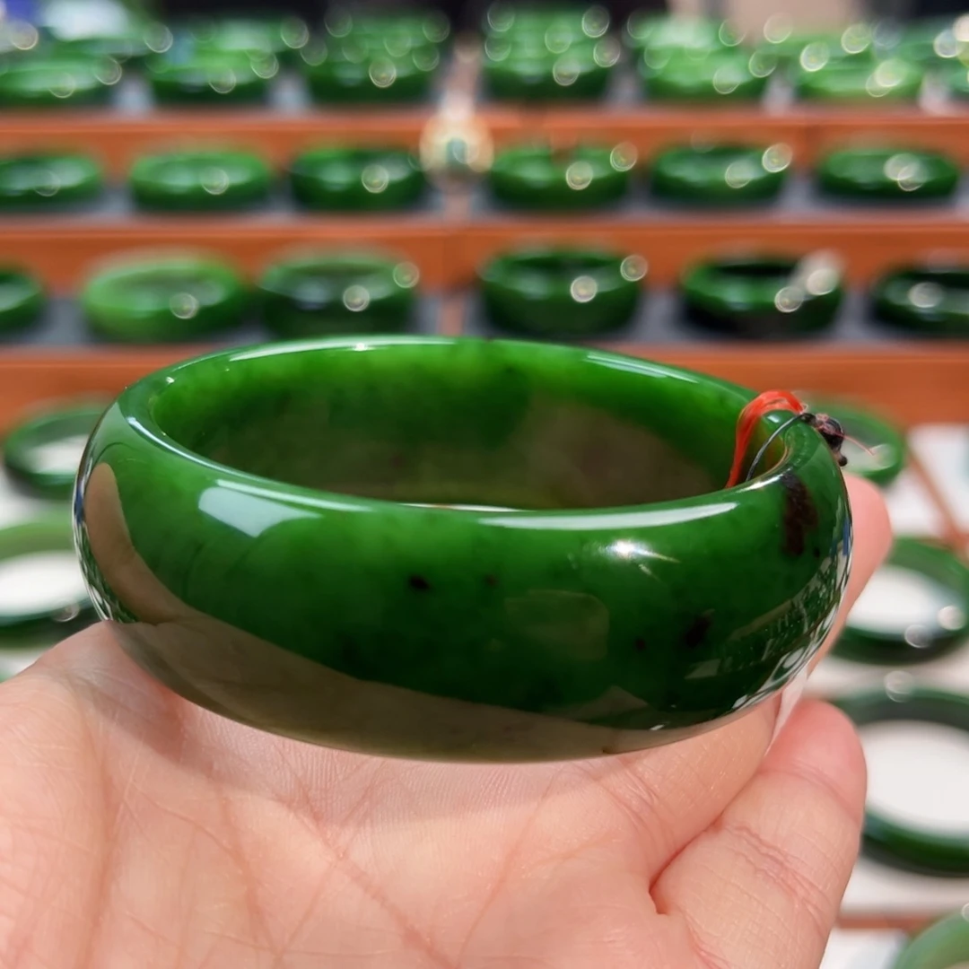 未镶嵌手镯和田玉（碧玉）