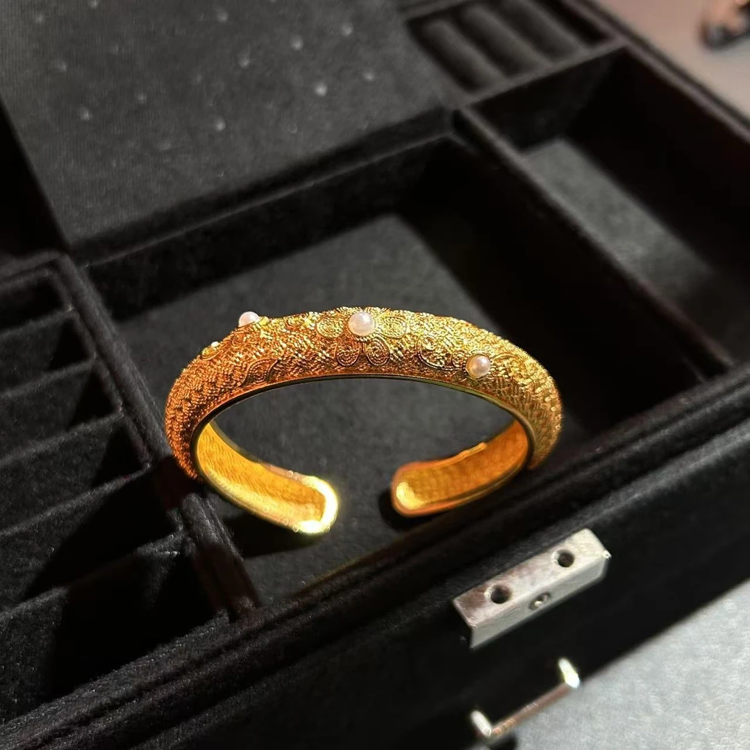 精美气质深海澳白珍珠手镯 K128