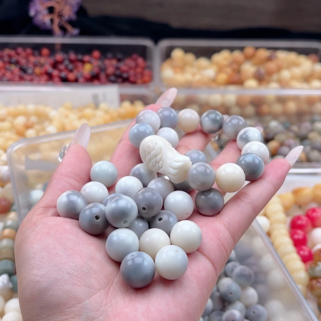 白玉菩提吊坠k14.5mm15+5颗。芋泥啵啵