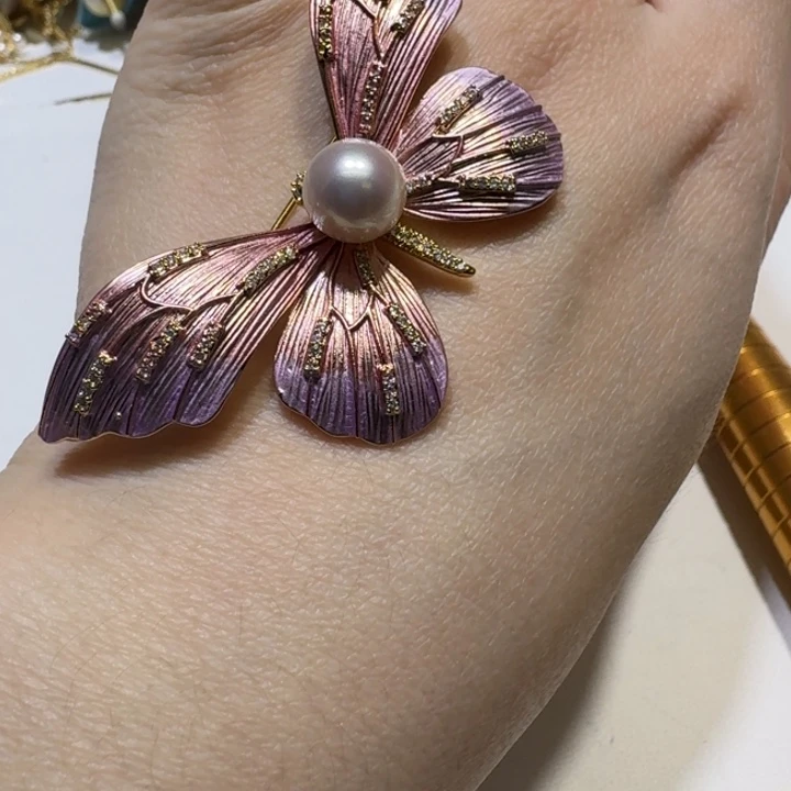 未镶嵌海水珍珠胸饰