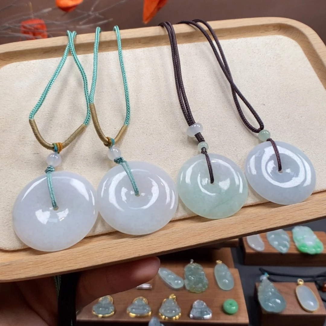 【闪购商品】颈饰未镶嵌翡翠发其一