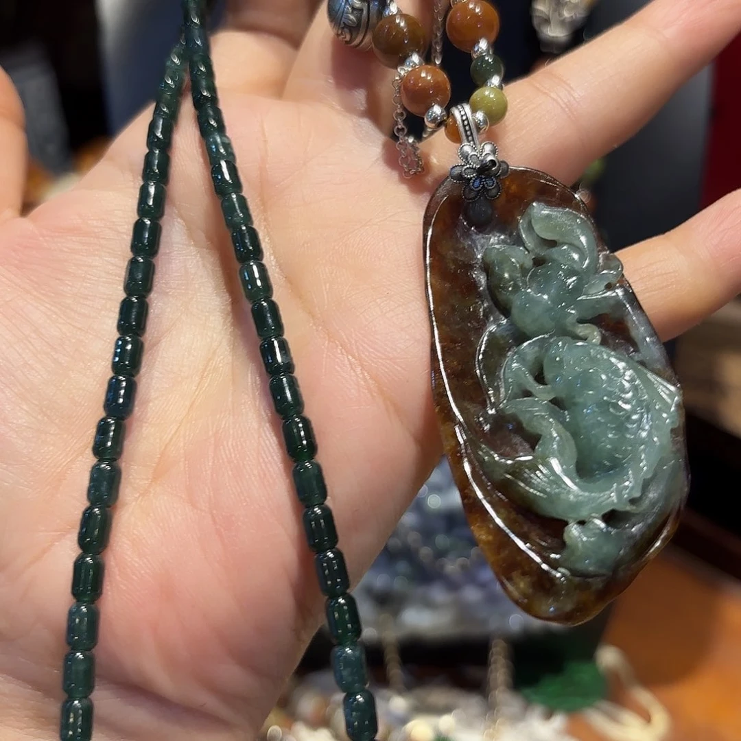 翡翠颈饰未镶嵌原创